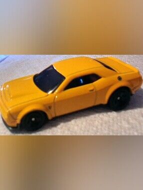 Dodge Challenger, SRT, Hot Wheels Yellow
